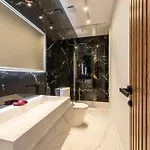 Slv2t Place B&B *