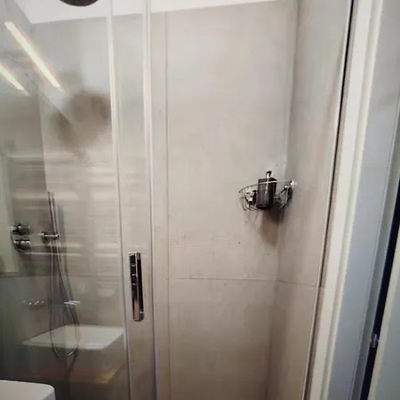 Slv2t Place Nocleg ze śniadaniem *